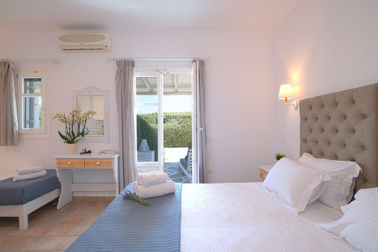 Golden Paros *